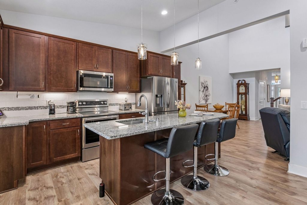 13650 Bronze Parkway, Rosemount, MN 55068 — exterior