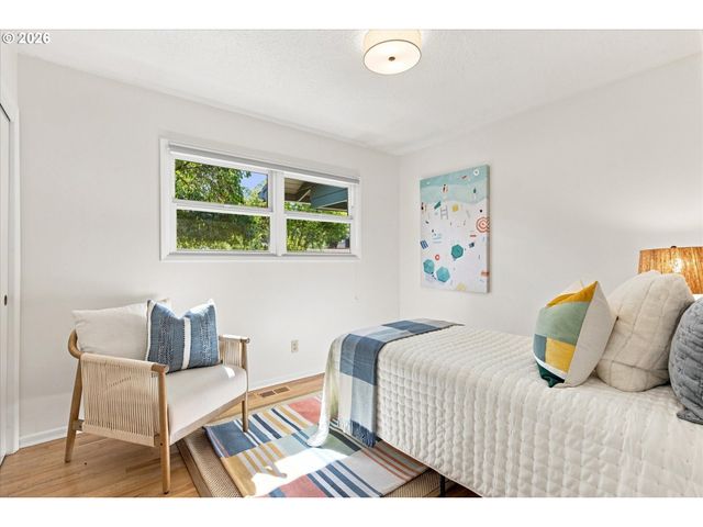 5370 Sw CHESTNUT Ave, Beaverton, OR 97005