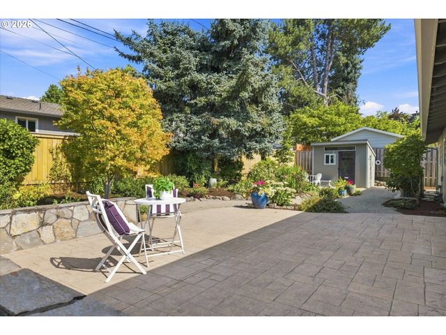 5370 Sw CHESTNUT Ave, Beaverton, OR 97005
