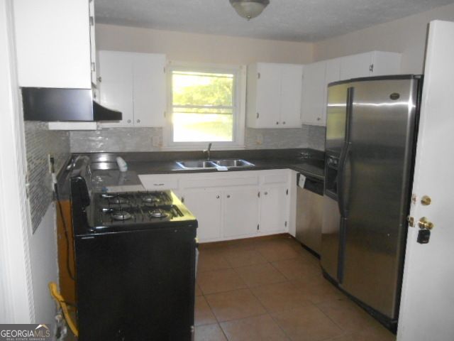 4022 Clark Drive, Ellenwood, GA 30294