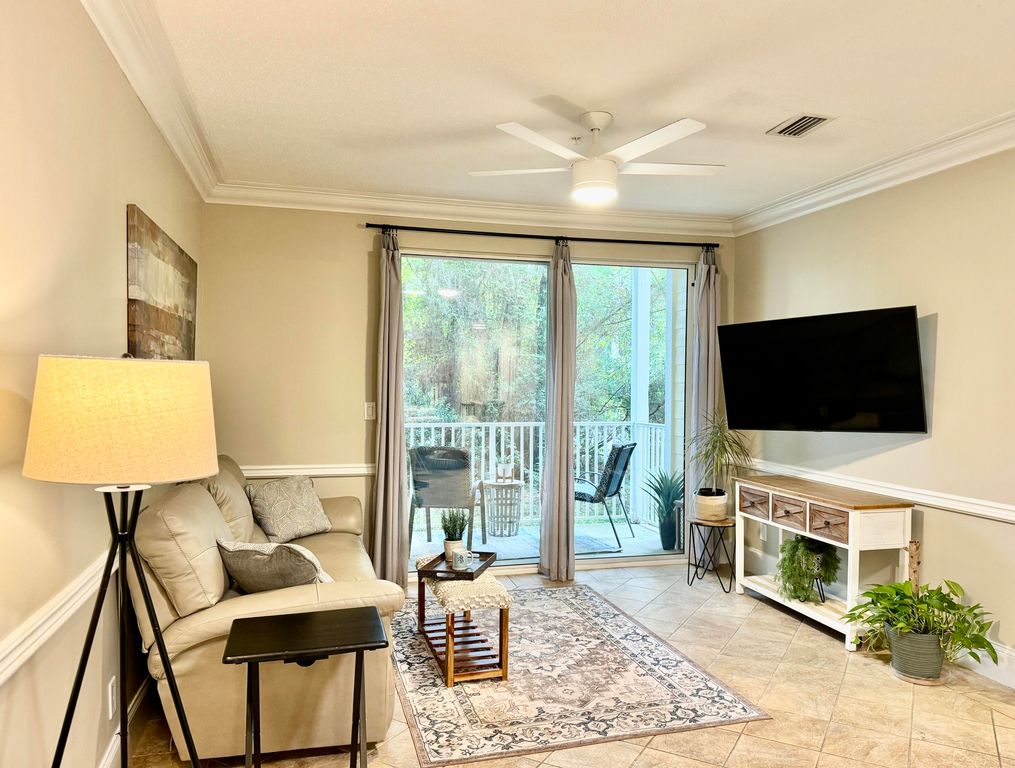 200 Sandestin Lane 303, Miramar Beach, FL 32550