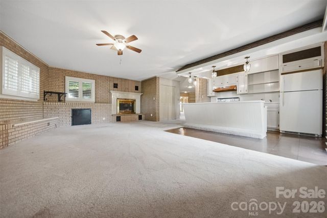 6859 River Bend Road, Claremont, NC 28610
