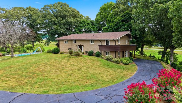 6859 River Bend Road, Claremont, NC 28610