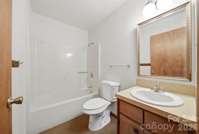 6859 River Bend Road, Claremont, NC 28610
