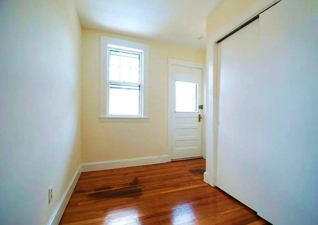 110 Lanark Road 11, Boston, MA 02135