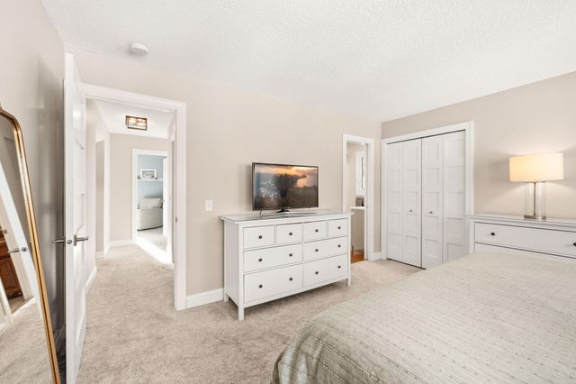 10730 34th Avenue N, Plymouth, MN 55441