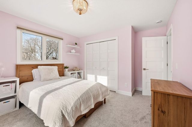 10730 34th Avenue N, Plymouth, MN 55441