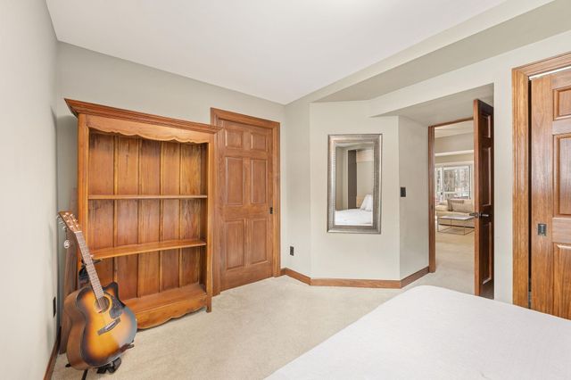 10730 34th Avenue N, Plymouth, MN 55441