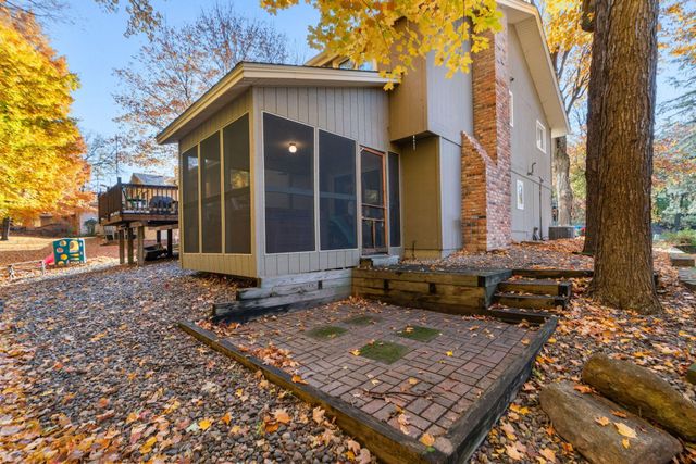 10730 34th Avenue N, Plymouth, MN 55441