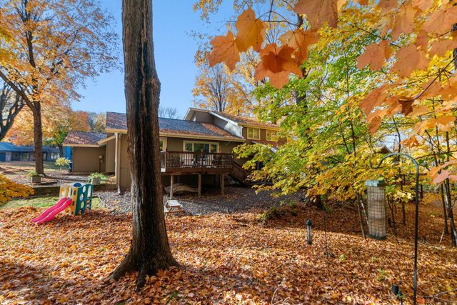 10730 34th Avenue N, Plymouth, MN 55441