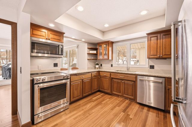 10730 34th Avenue N, Plymouth, MN 55441