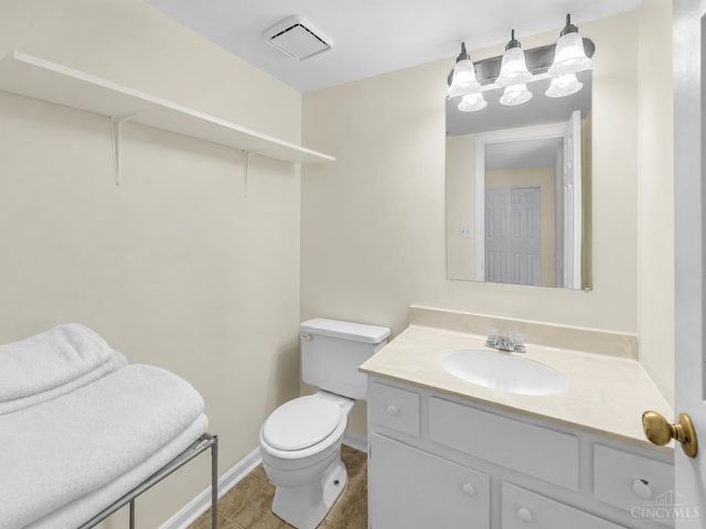 34 Providence Drive, Fairfield, OH 45014