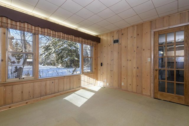 902 Lake DRIVE, South Milwaukee, WI 53172