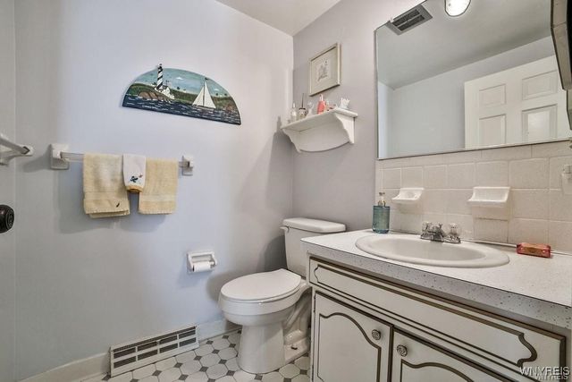 1370 Maple Road 1, Amherst, NY 14221