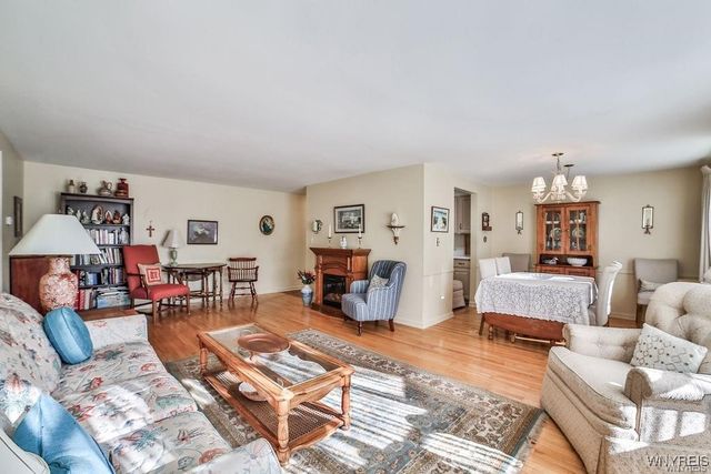 1370 Maple Road 1, Amherst, NY 14221