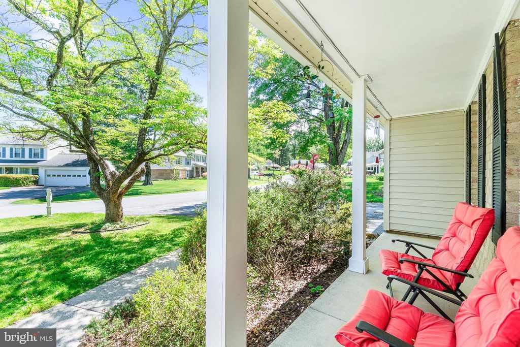 Image 3 of property listing at 19320 RICHWOOD CT, Brookeville, MD 20833