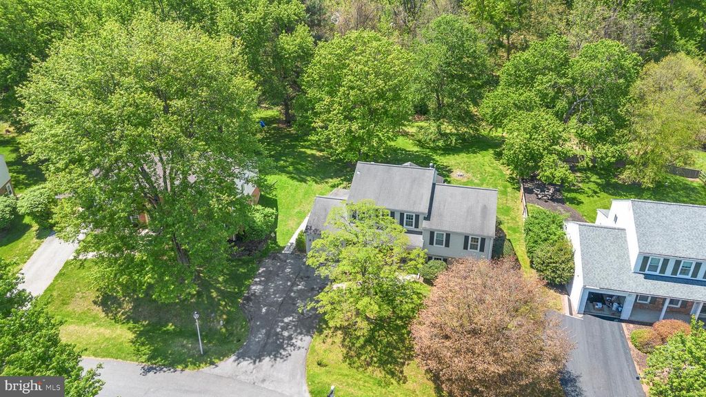 Image 39 of property listing at 19320 RICHWOOD CT, Brookeville, MD 20833