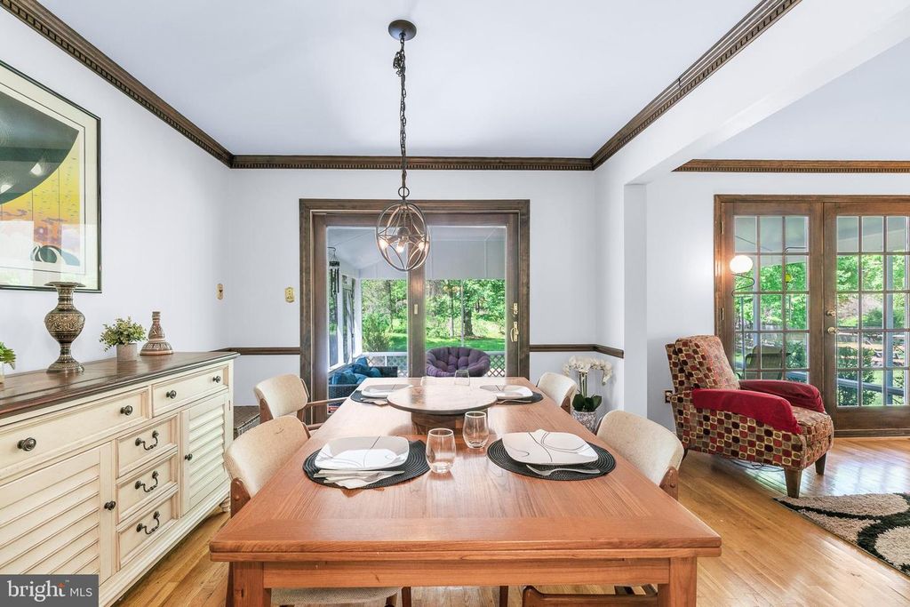 Image 8 of property listing at 19320 RICHWOOD CT, Brookeville, MD 20833