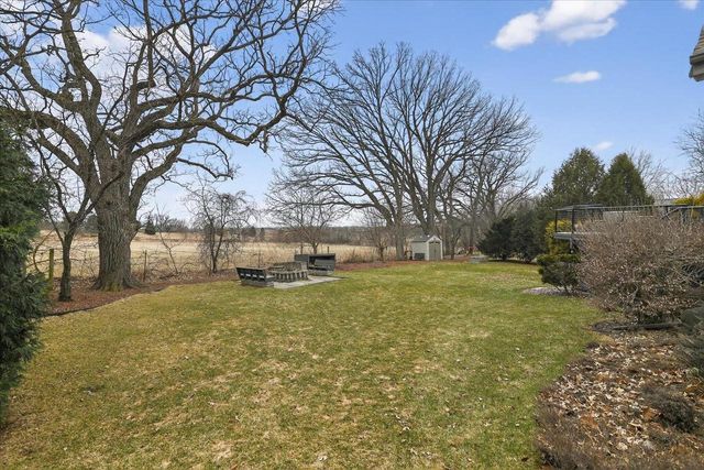 690 Ridge View Lane, Oregon, WI 53575