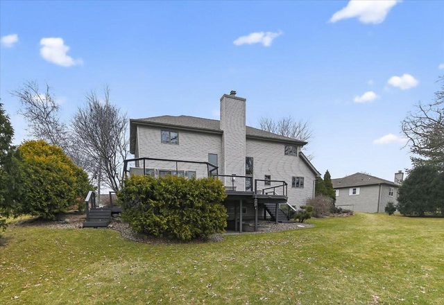 690 Ridge View Lane, Oregon, WI 53575