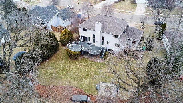 690 Ridge View Lane, Oregon, WI 53575