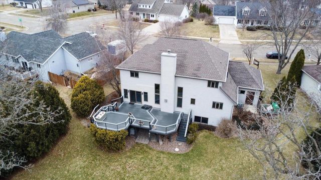 690 Ridge View Lane, Oregon, WI 53575