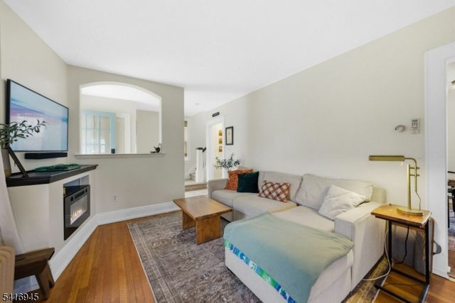 224 E High St, Somerville Boro, NJ 08876