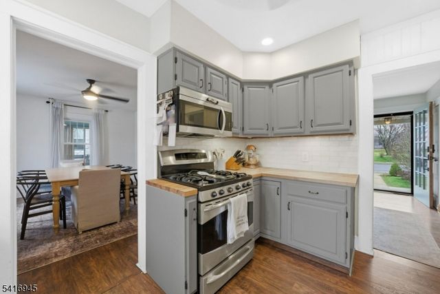 224 E High St, Somerville Boro, NJ 08876