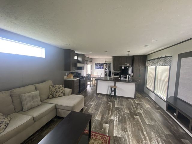 3953 Edd Ross Rd, Cedar Hill, TN 37032