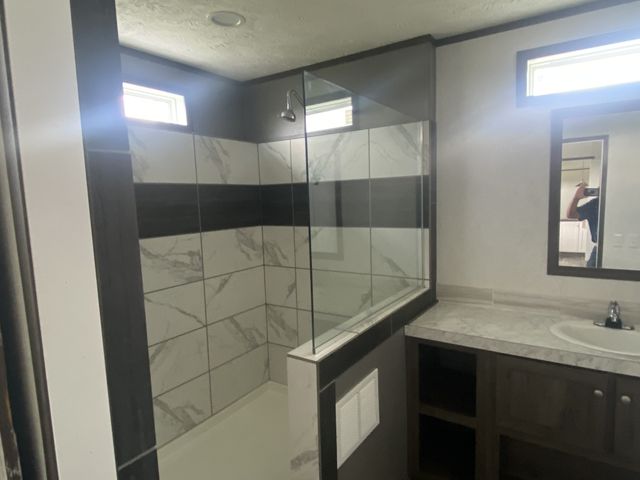 3953 Edd Ross Rd, Cedar Hill, TN 37032