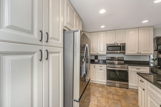 105 Sumners Alley, Summerville, SC 29485