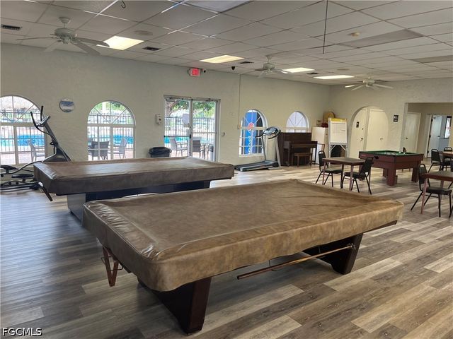 33 Poinsettia DR, Fort Myers, FL 33905