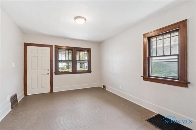 1749 Berdan Avenue, Toledo, OH 43613