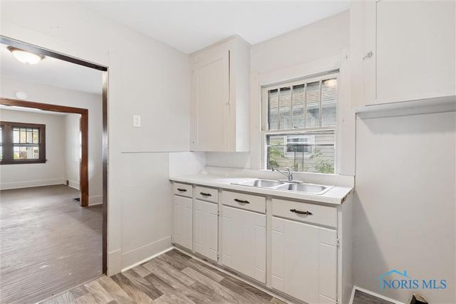 1749 Berdan Avenue, Toledo, OH 43613