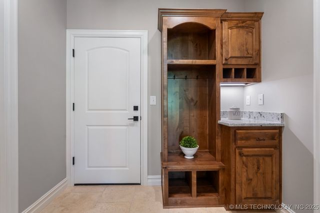 2787 Forest View Drive, Claremore, OK 74017