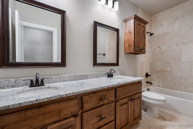 2787 Forest View Drive, Claremore, OK 74017