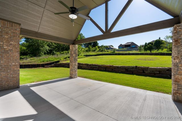 2787 Forest View Drive, Claremore, OK 74017