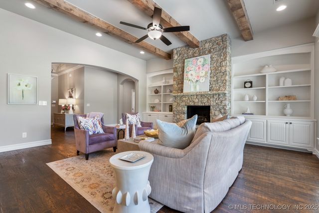 2787 Forest View Drive, Claremore, OK 74017