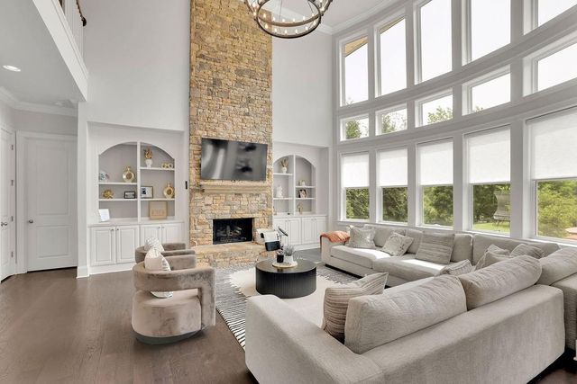 16450 Waxmyrtle Road, Alpharetta, GA 30004