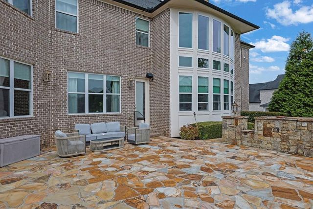 16450 Waxmyrtle Road, Alpharetta, GA 30004