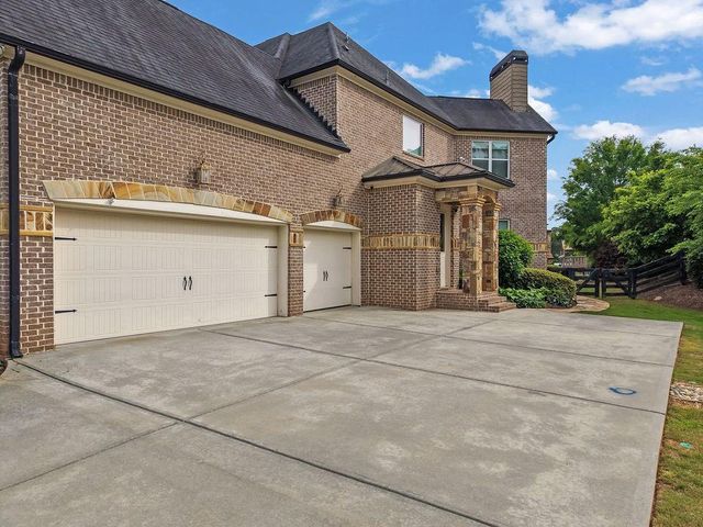 16450 Waxmyrtle Road, Alpharetta, GA 30004