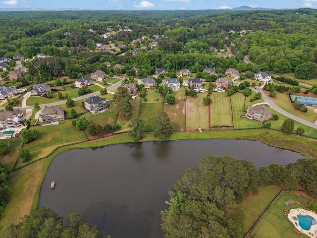 16450 Waxmyrtle Road, Alpharetta, GA 30004