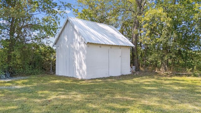 605 S Saltwell Street, Salina, OK 74365