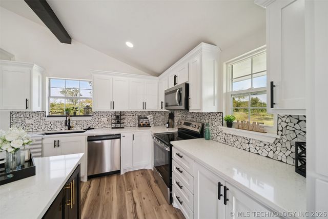 605 S Saltwell Street, Salina, OK 74365