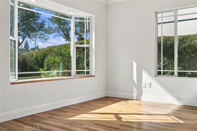1404 N Naomi Street, Burbank, CA 91505