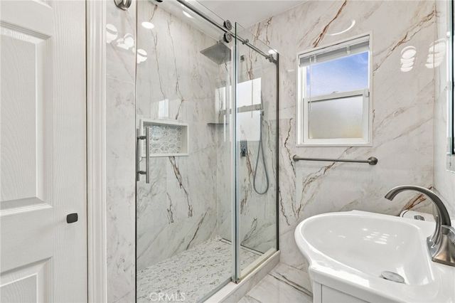 1404 N Naomi Street, Burbank, CA 91505
