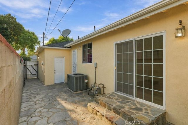 1404 N Naomi Street, Burbank, CA 91505