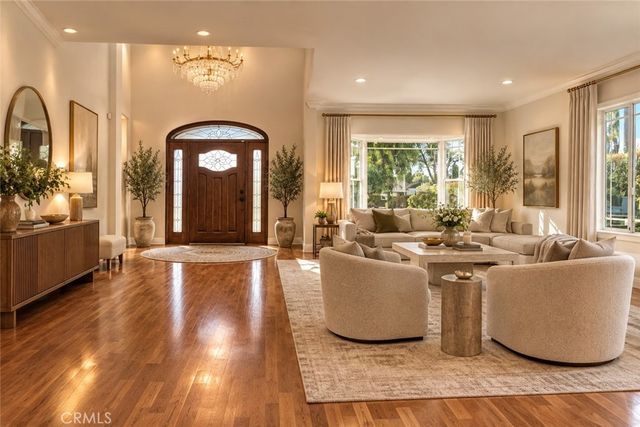 1404 N Naomi Street, Burbank, CA 91505