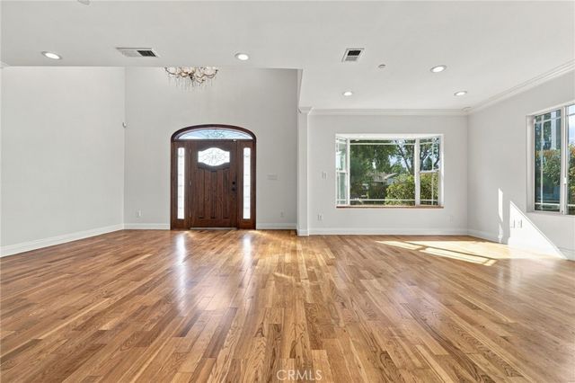 1404 N Naomi Street, Burbank, CA 91505