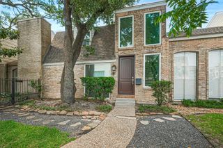 4305 Westheimer Road, Houston, TX 77027